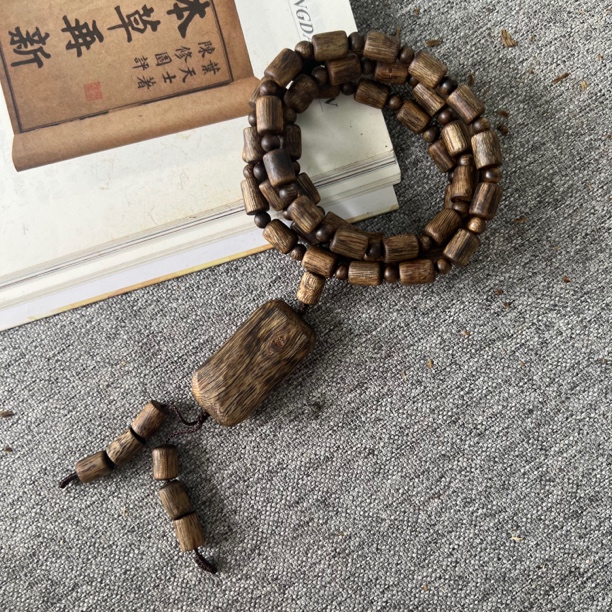 【树心油无事牌】SKSSXC奇楠树心油老料设计款吊坠多样性发货一条