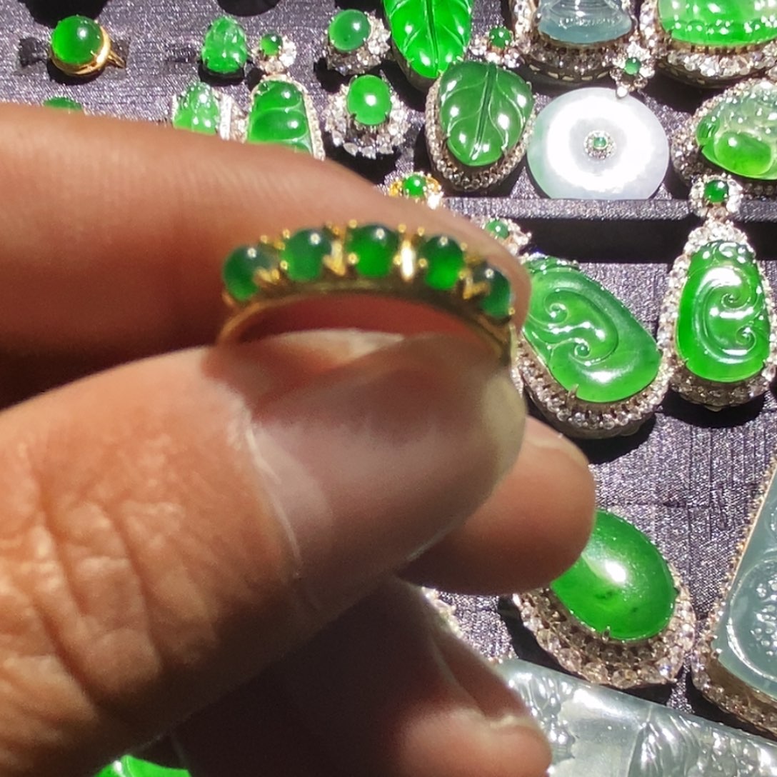 翡翠未镶嵌戒指A货翡翠4