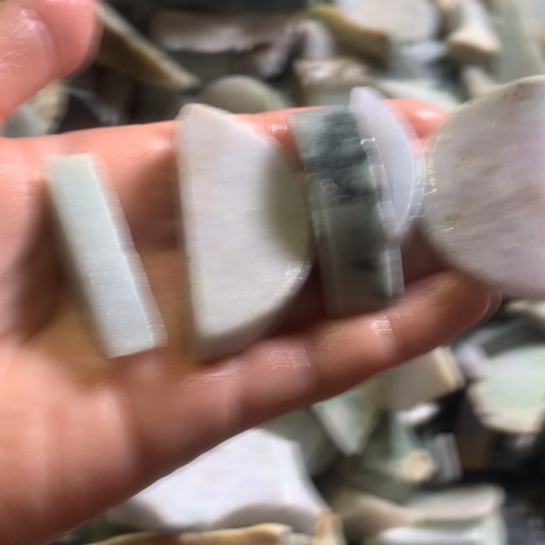 翡翠颈饰未镶嵌缅甸翡翠