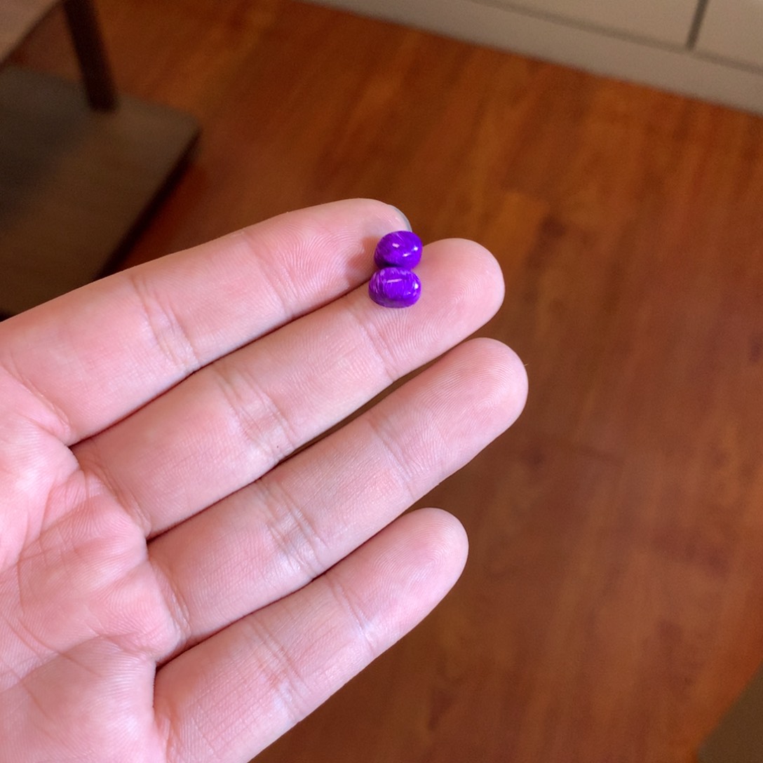 苏纪石（舒俱来）裸石未镶嵌牛*?