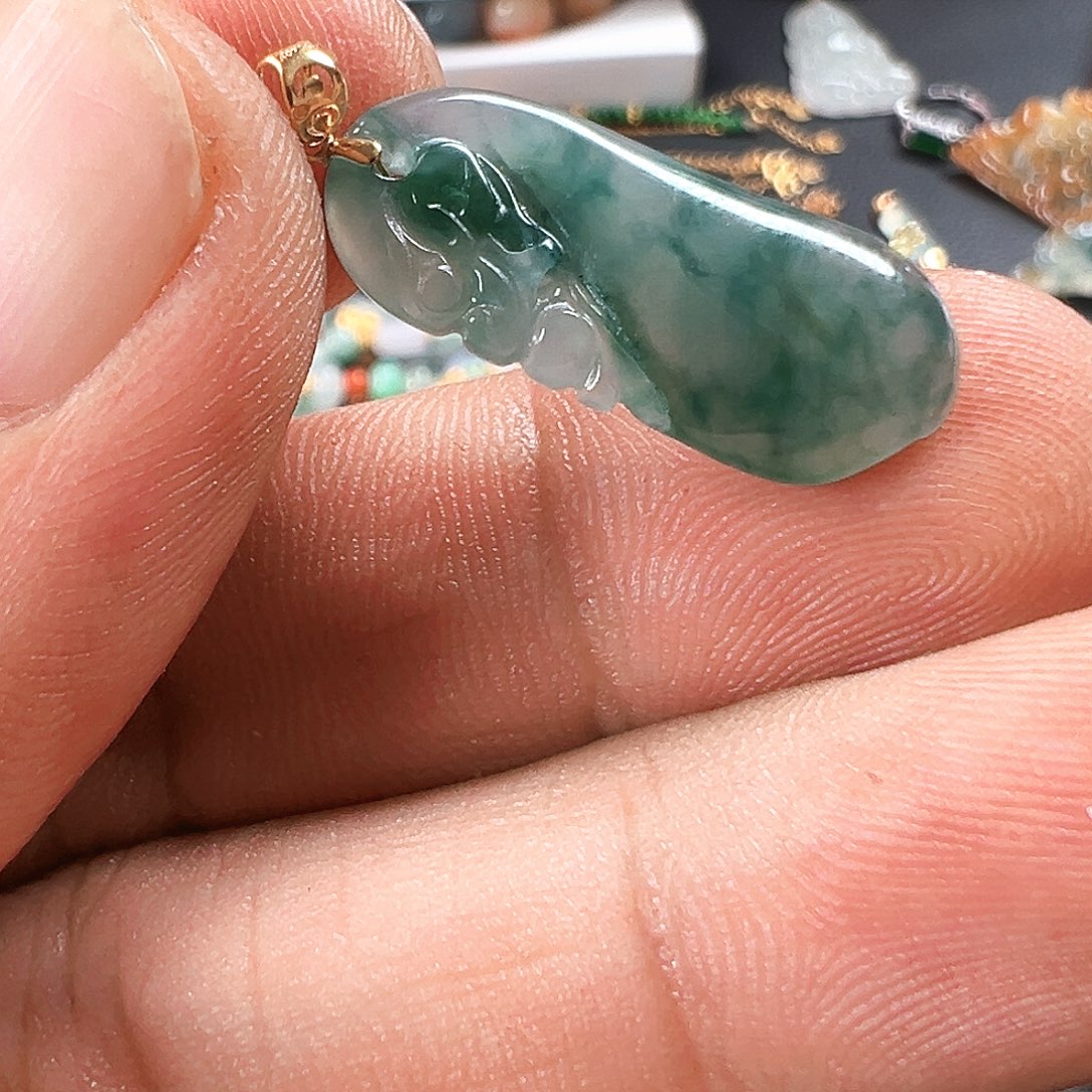 颈饰未镶嵌翡翠翡翠