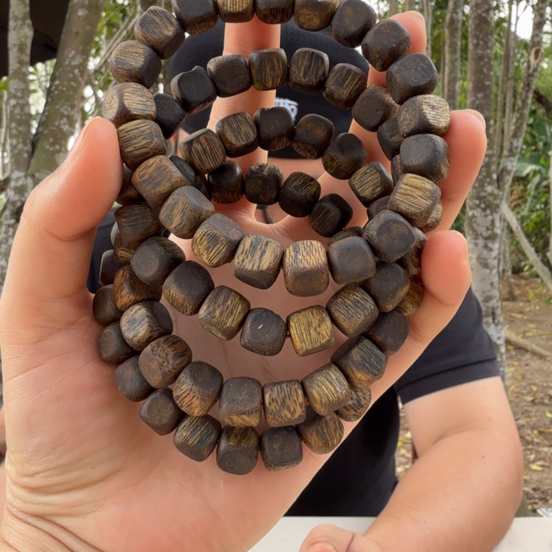 沉香沉香碎屑张勺子方糖珠单圈10*11 多样性发一