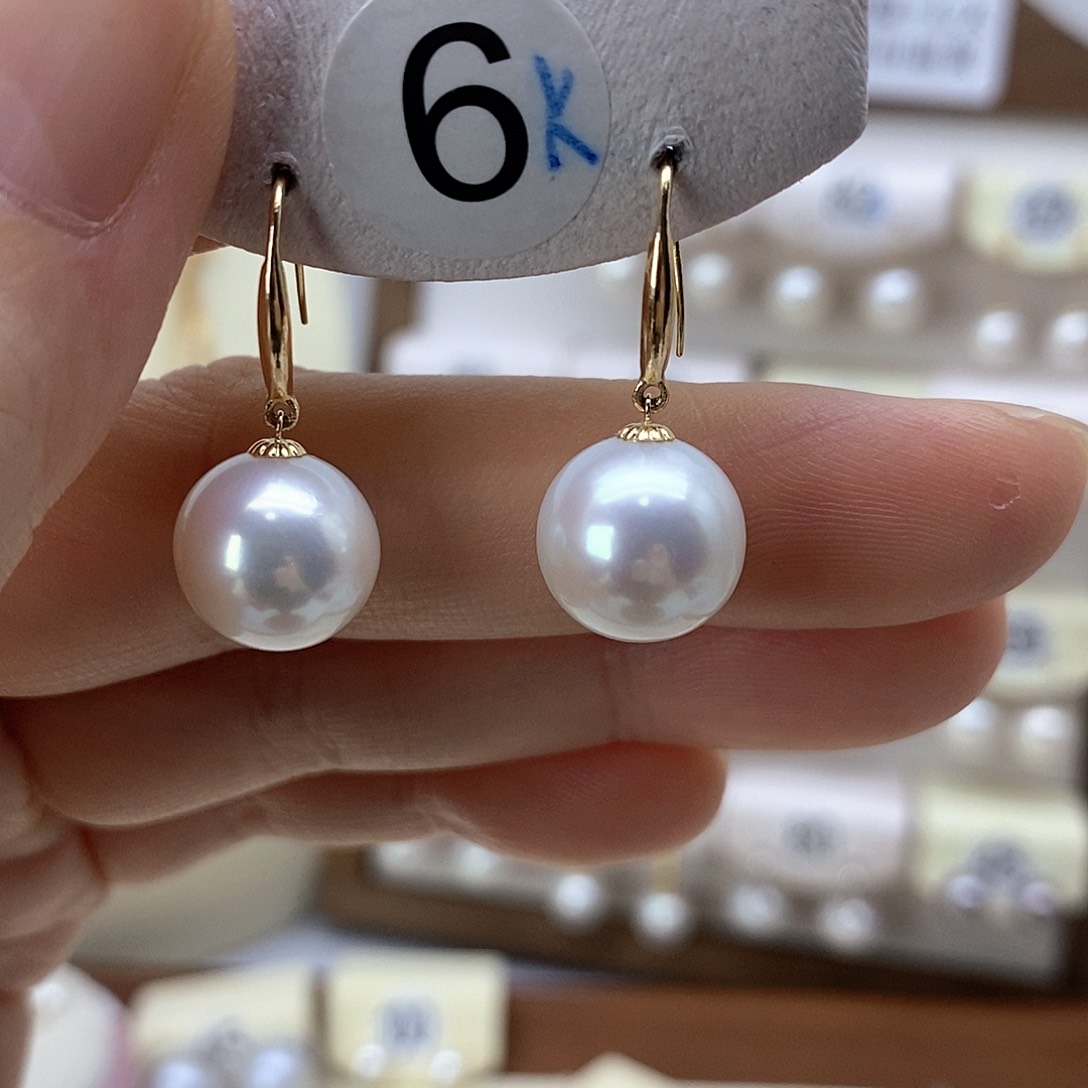 18K金镶嵌淡水珍珠耳饰