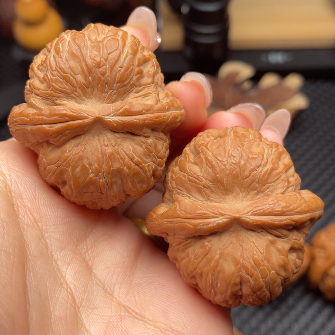 文玩核桃吊坠边肚同尺大克重元宝全品