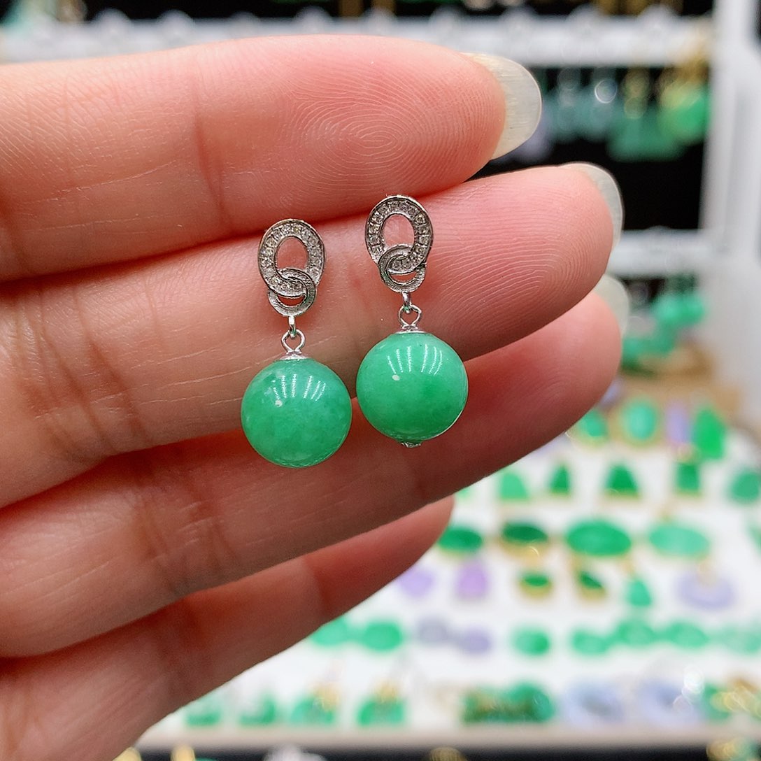 翡翠耳饰18K金镶嵌的