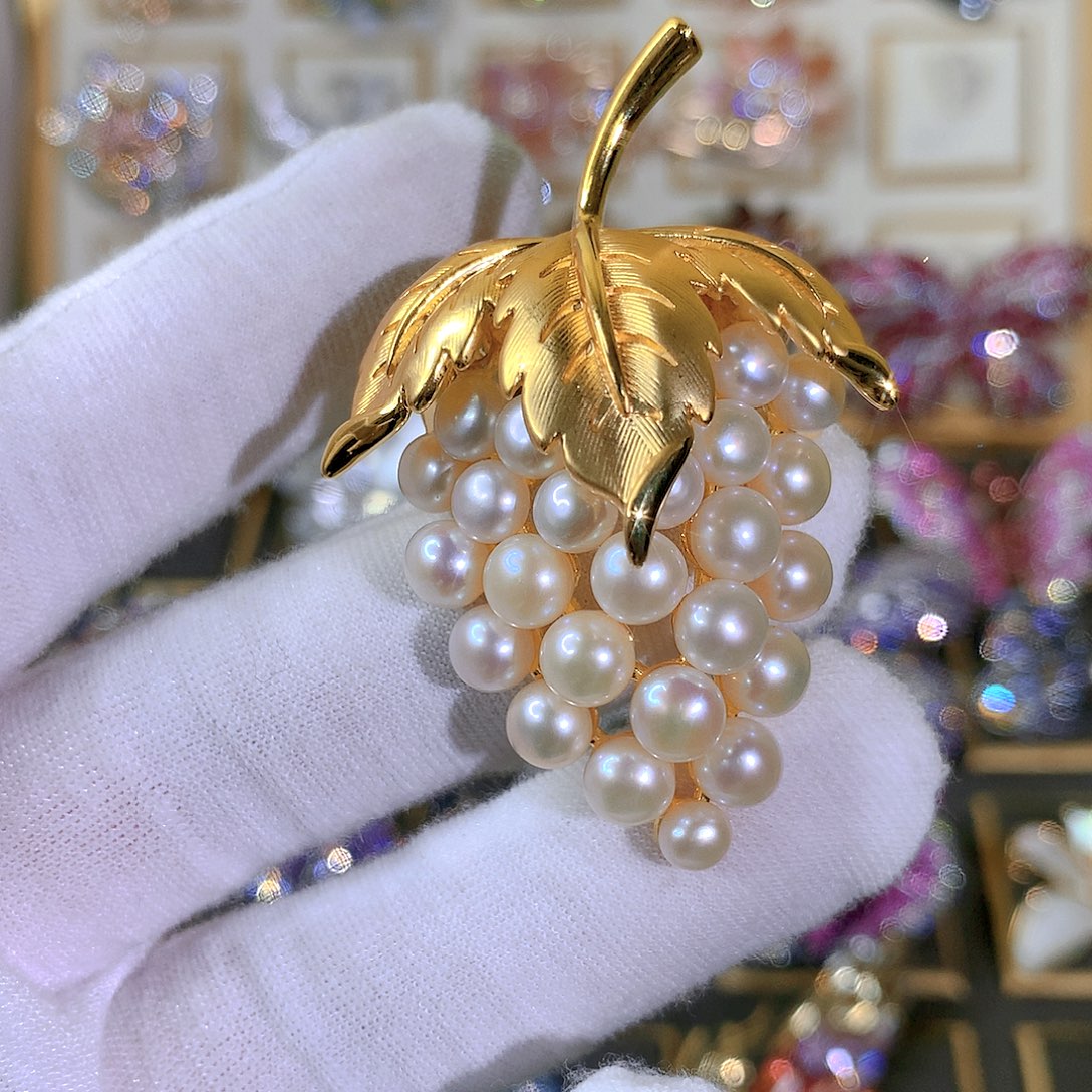 合成立方氧化锆铜胸针胸针