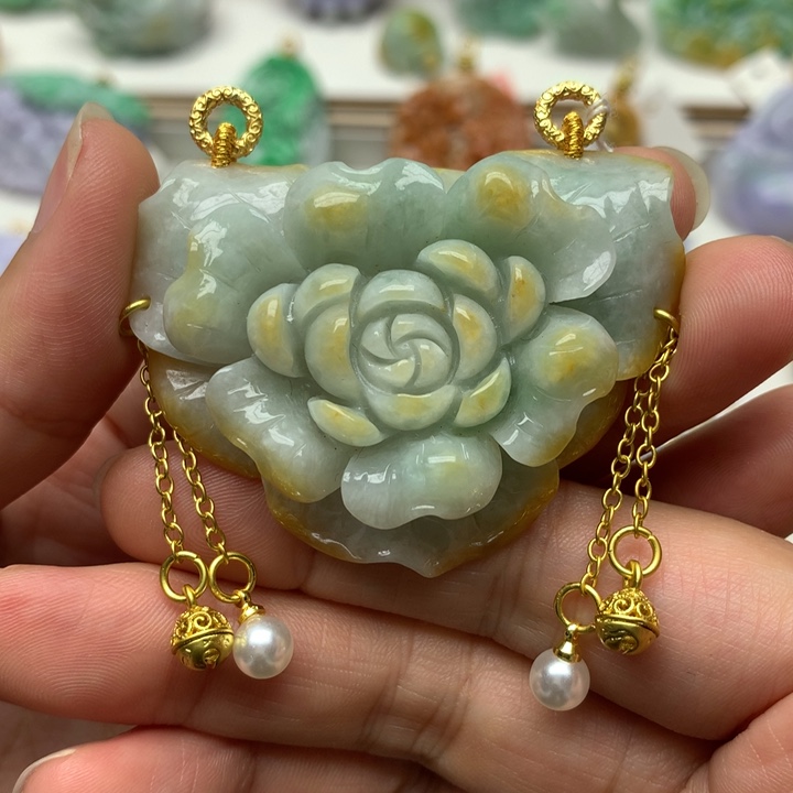 颈饰未镶嵌翡翠翡翠