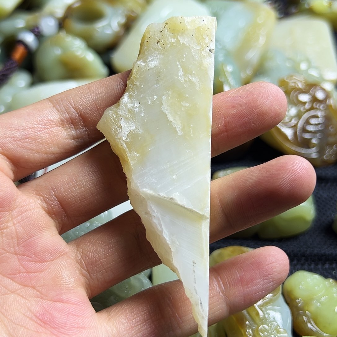 宁***柏吊坠(不含链)未镶嵌和田玉