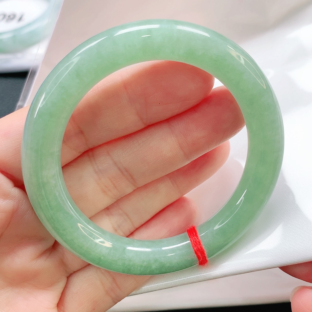 未镶嵌手镯翡翠53正