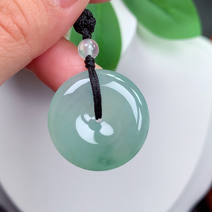 颈饰未镶嵌翡翠平安扣 24.3x5.3mm