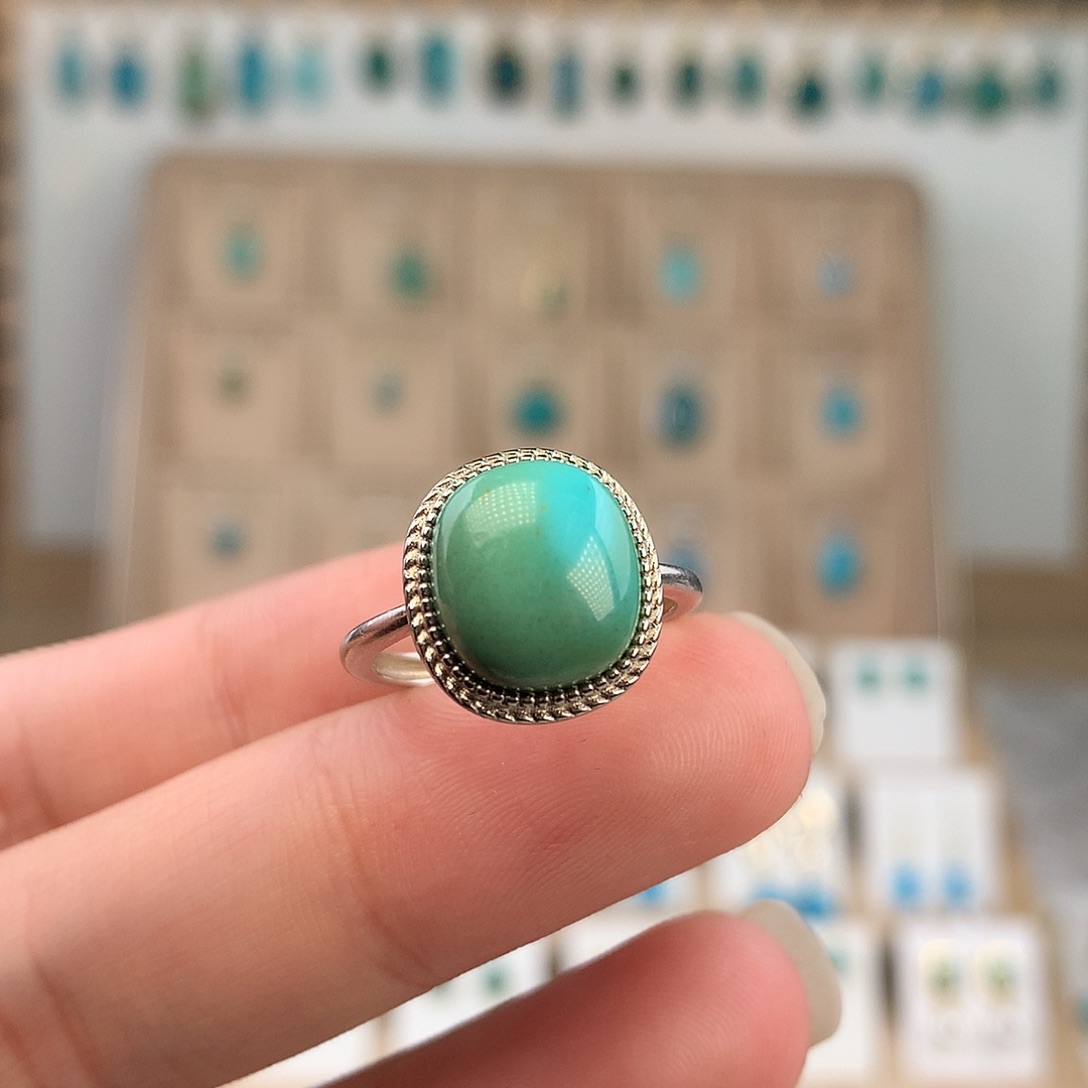 绿松石银S925镶嵌耳饰