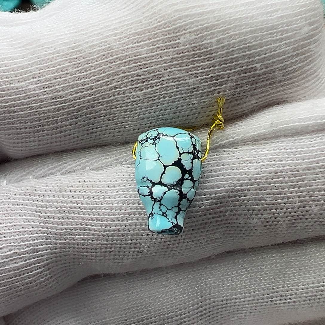 绿松石配饰未镶嵌