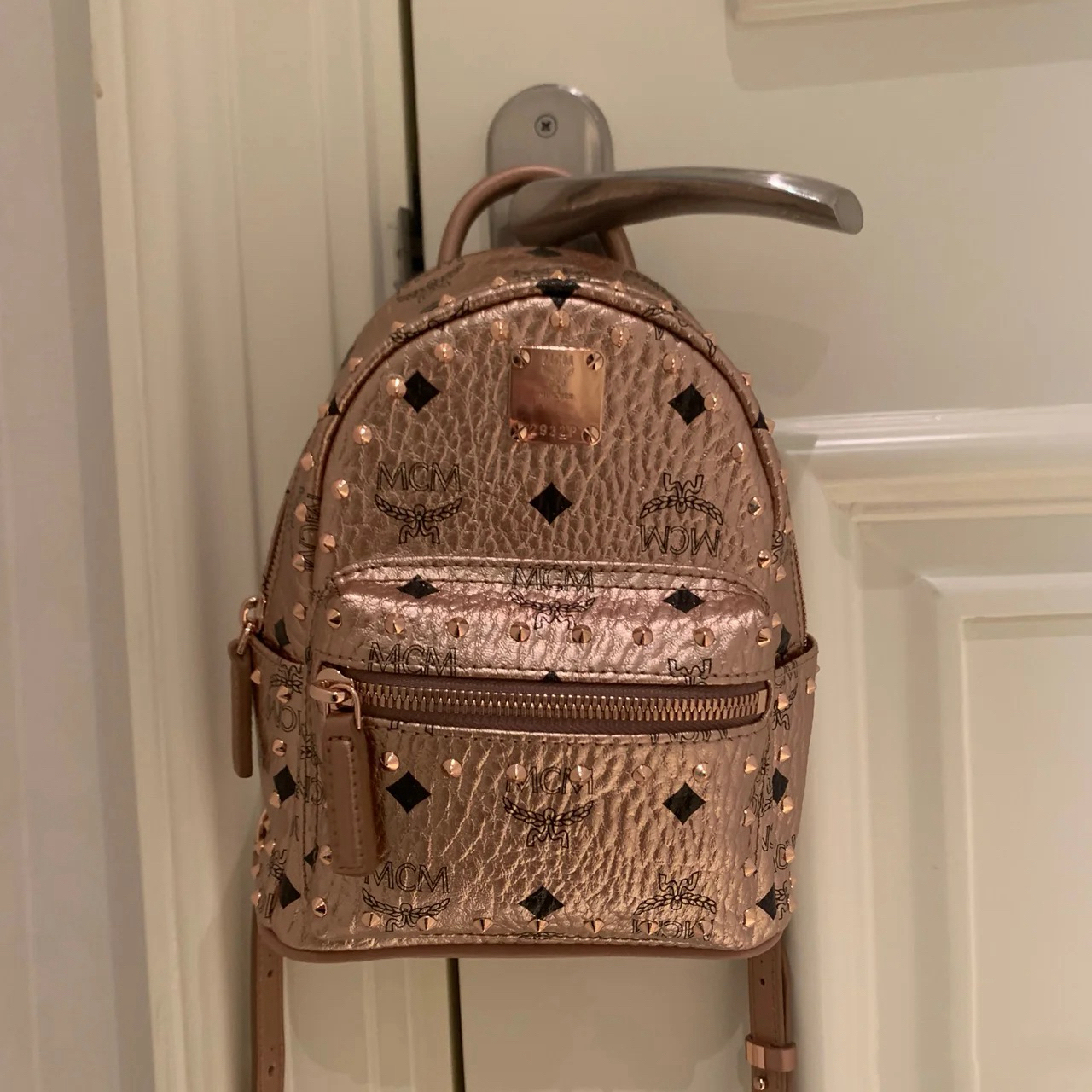 99新 MCM 人鱼姬色超Mini双肩包