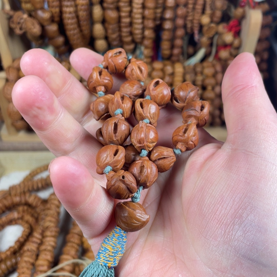 七***生核桃木/黑胡桃（胡桃木）