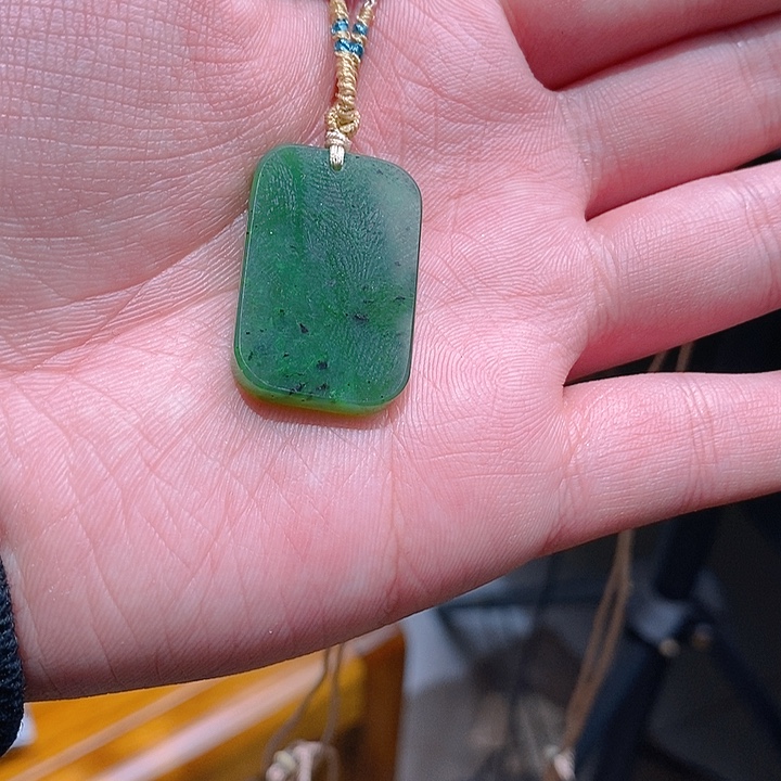 和田玉（碧玉）未镶嵌颈饰