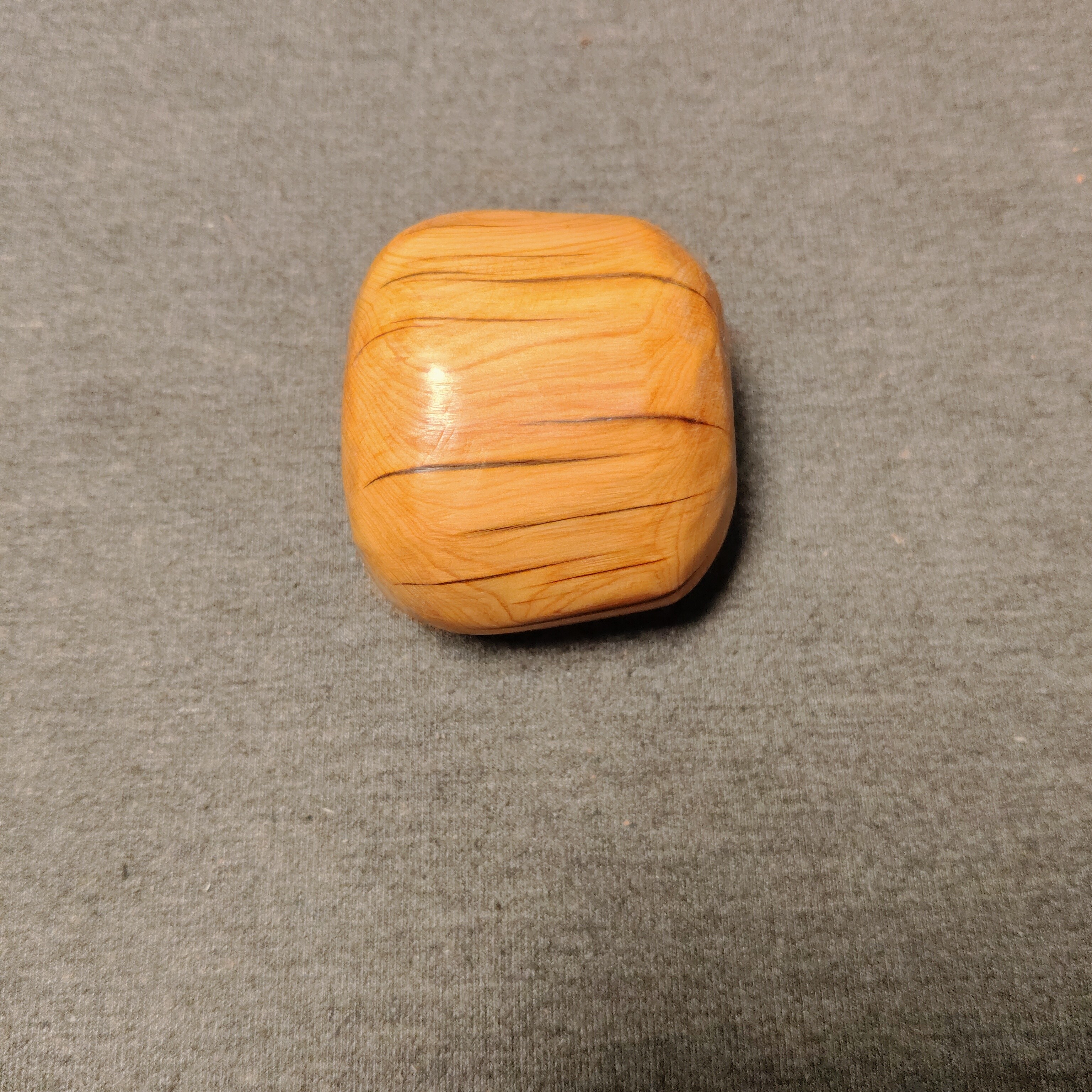 太行崖柏手工手把件