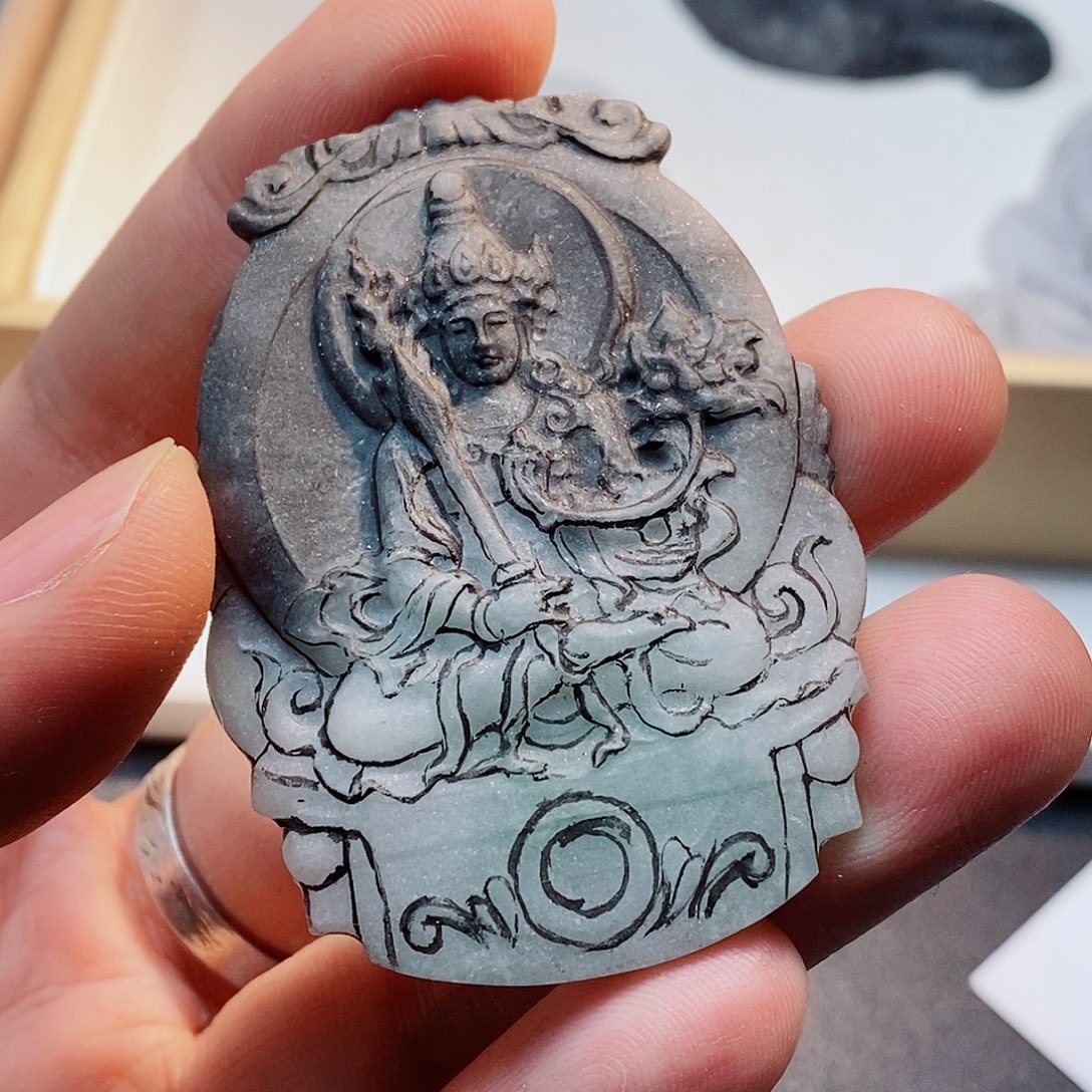 似***识定制翡翠未镶嵌赶紧解决