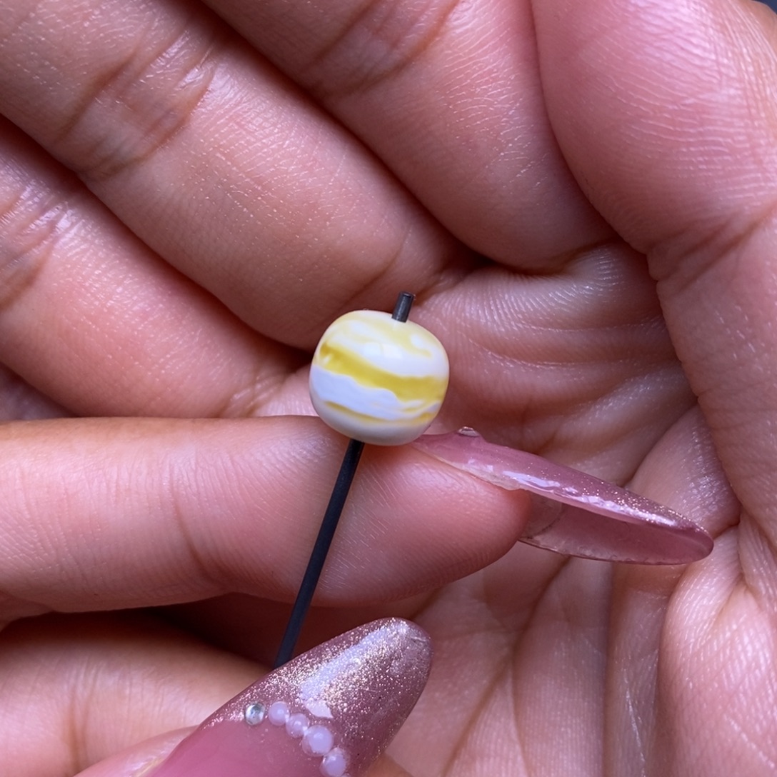 白***熊蜜蜡未镶嵌珠宝奇石漆白橘金妖花9.5*8.6mm