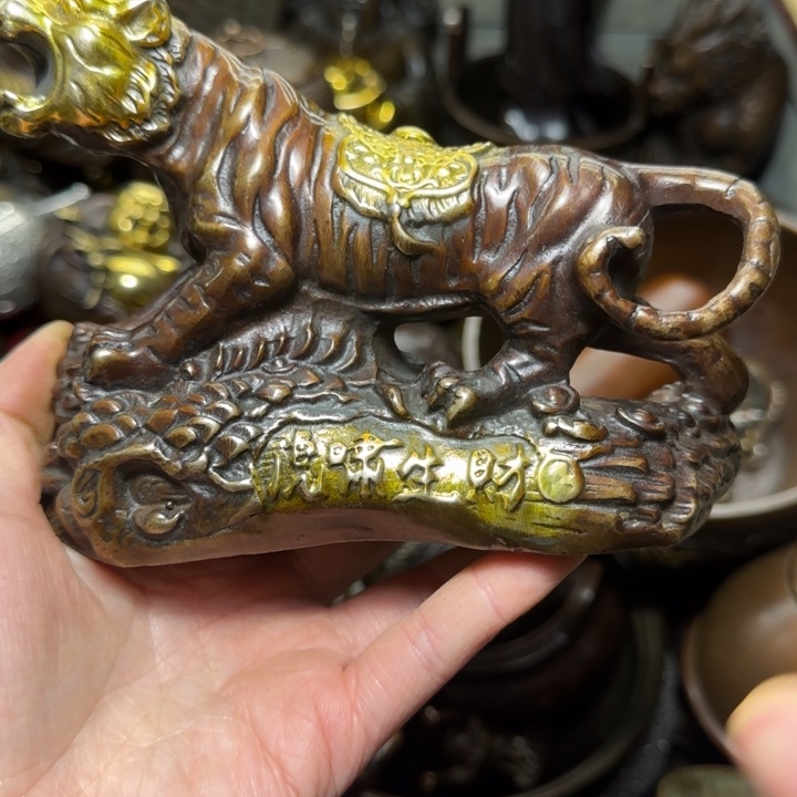 铜器把玩摆件链接