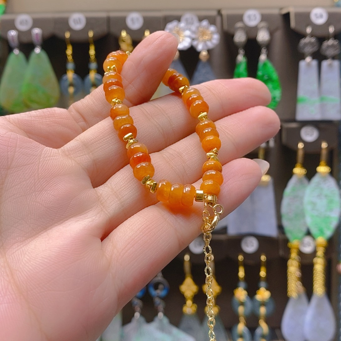 未镶嵌翡翠耳饰翡翠