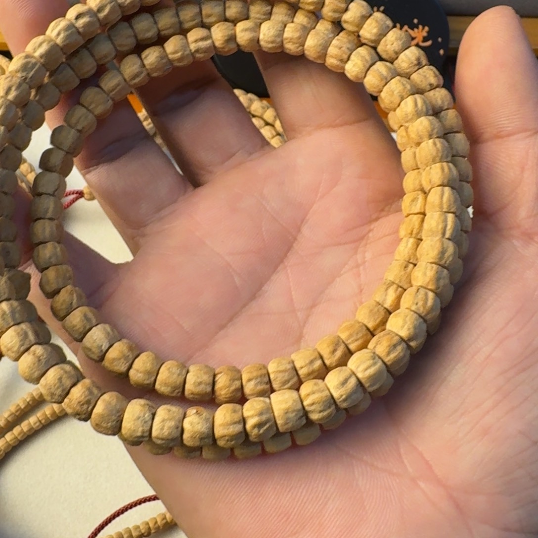 娟***儿柏香籽/百香籽吊坠