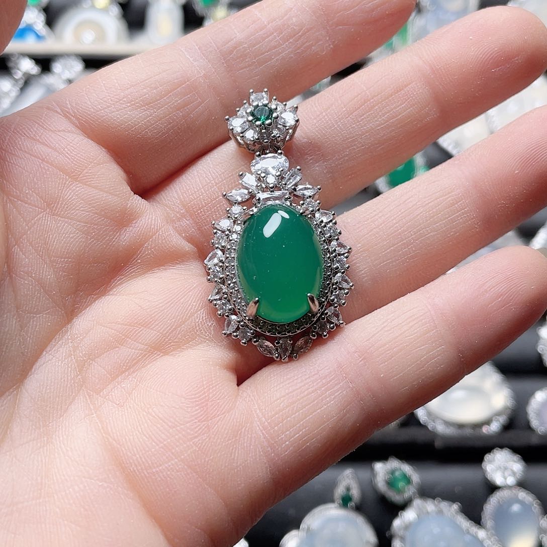 玛瑙/玉髓挂件合金