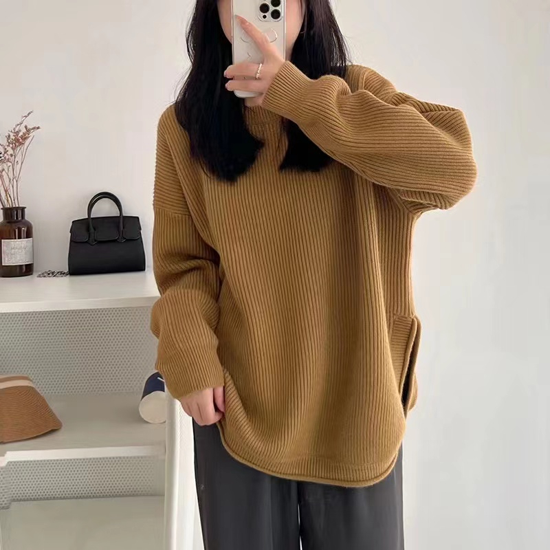孕妇秋装上衣2025新款春秋外穿小众套头宽松毛衣潮妈针织衫