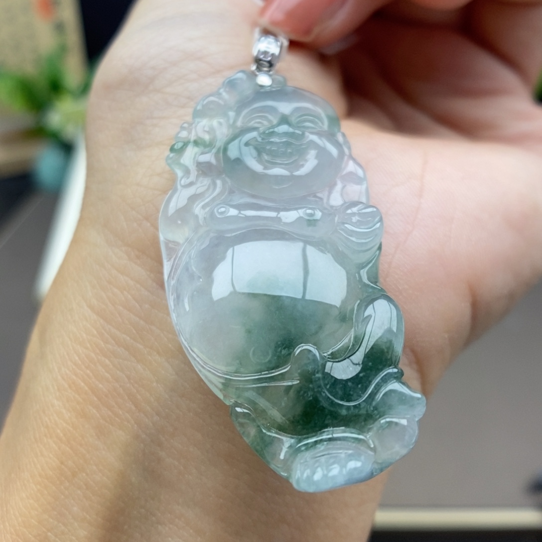 翡翠18K金镶嵌颈饰吊坠40