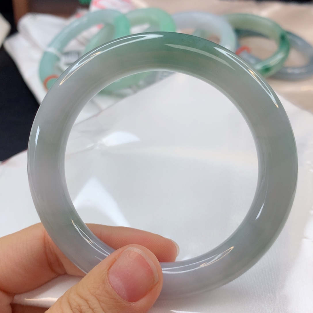 翡翠未镶嵌手镯圆条55