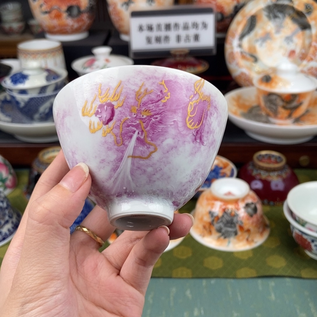 陶瓷的设计师是一个人的生活