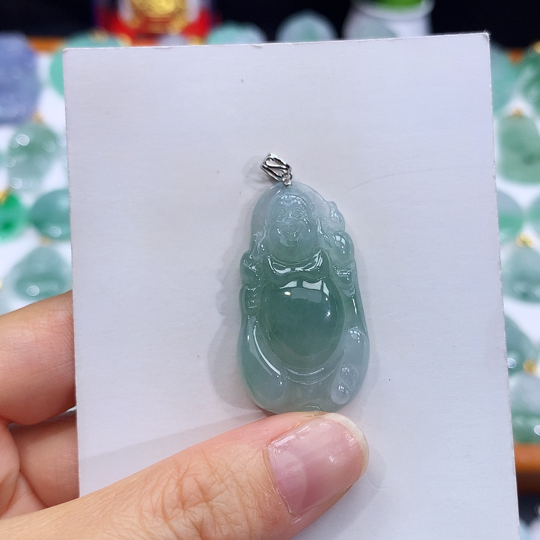 翡翠18K金镶嵌颈饰翡翠吊坠