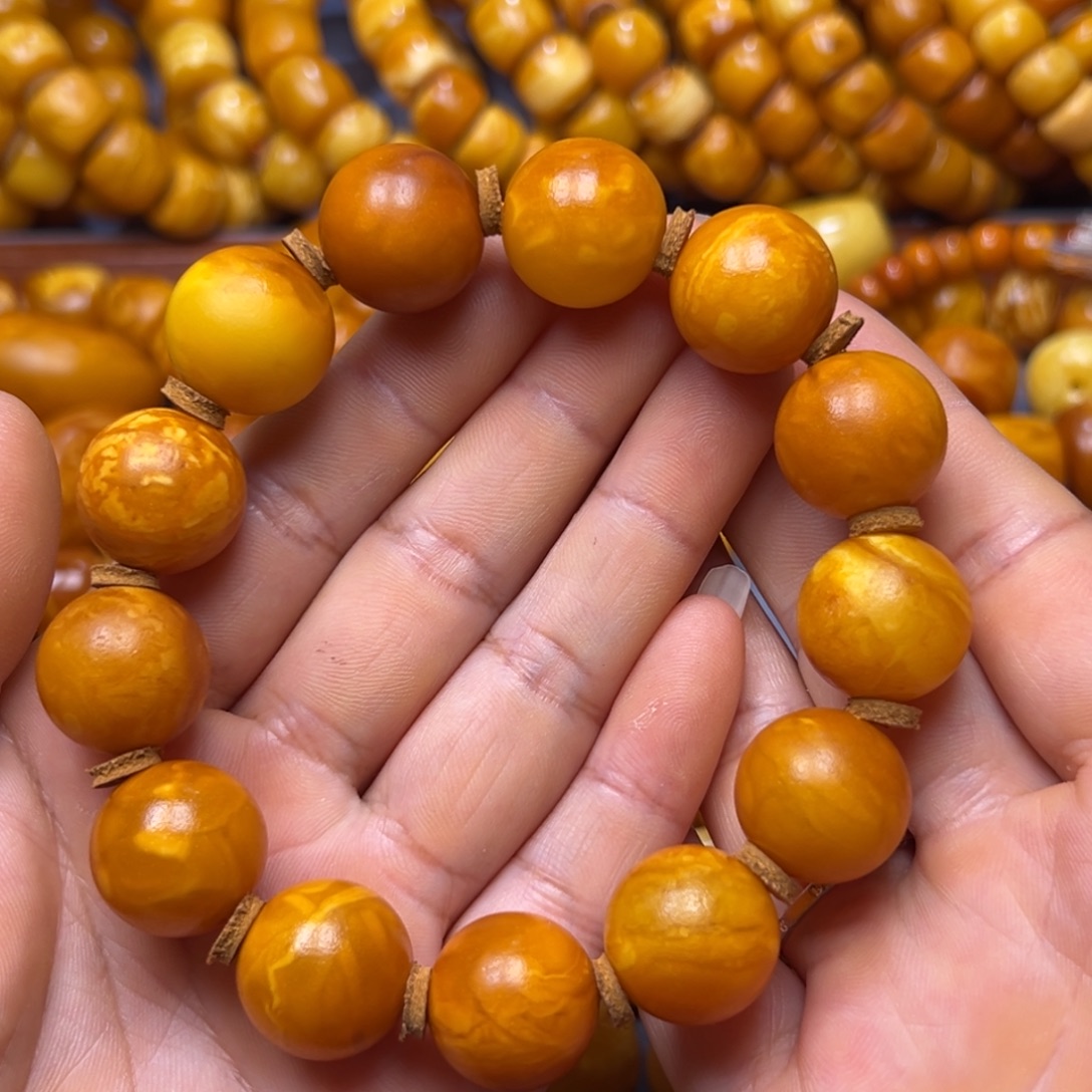 琥珀未镶嵌吊坠(不含链)