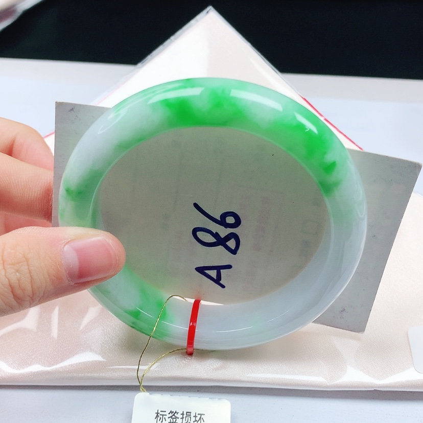 【闪购商品】翡翠手镯未镶嵌天然缅甸a货手镯58+