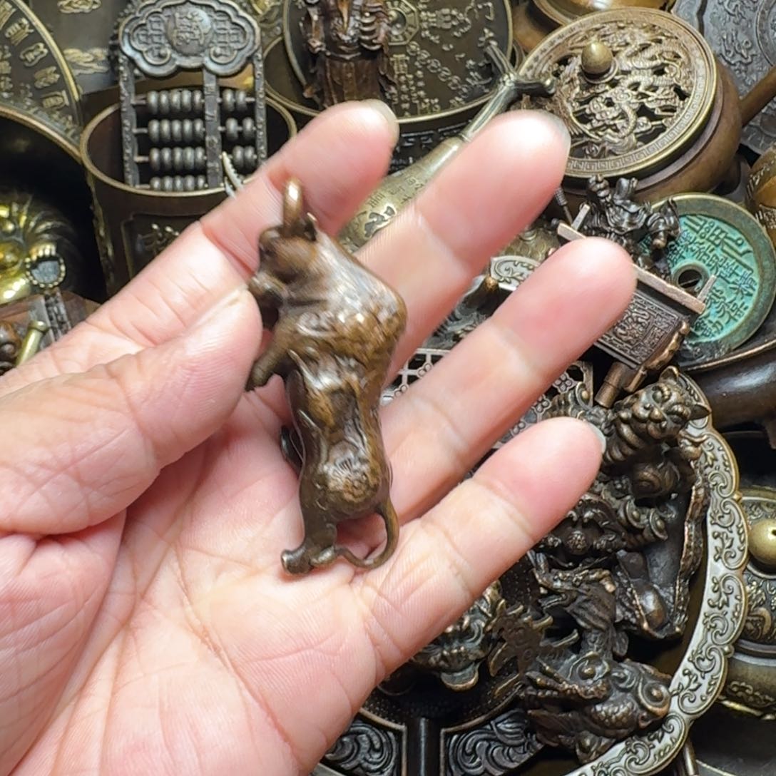 铜器摆件收收藏藏