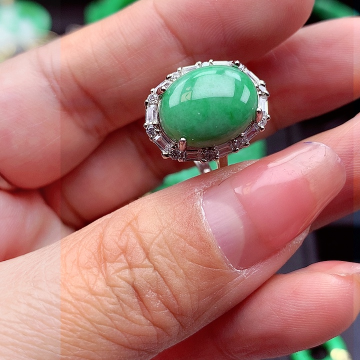 翡翠颈饰银S925镶嵌翡翠