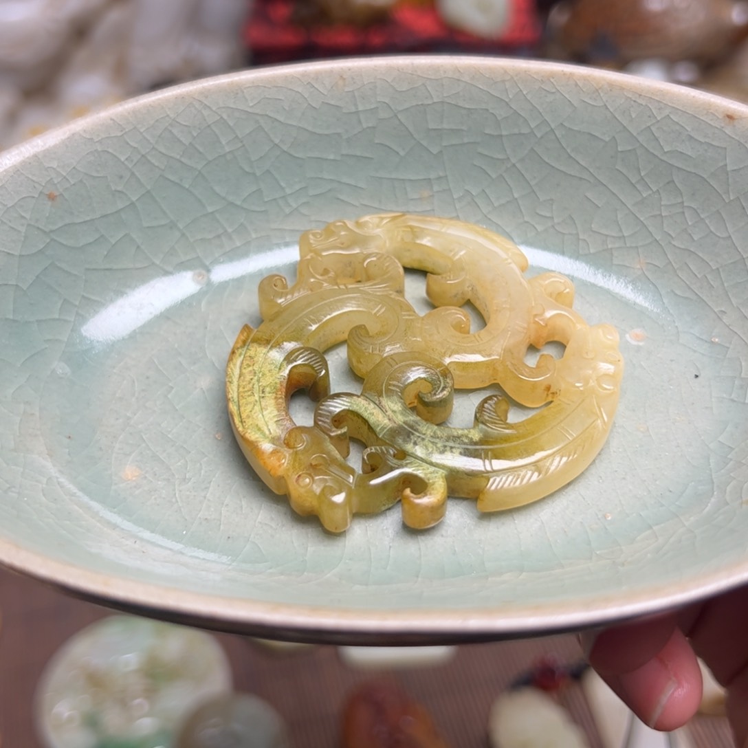 瓷片赏**茗和和田田三龙佩闪