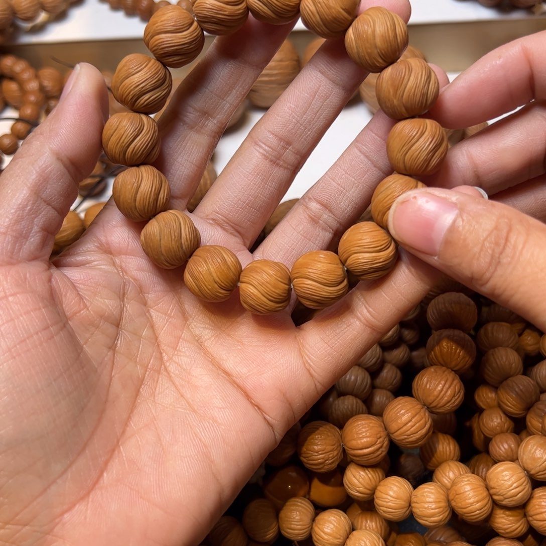 猴头核桃吊坠卷卷苏1.55尺寸