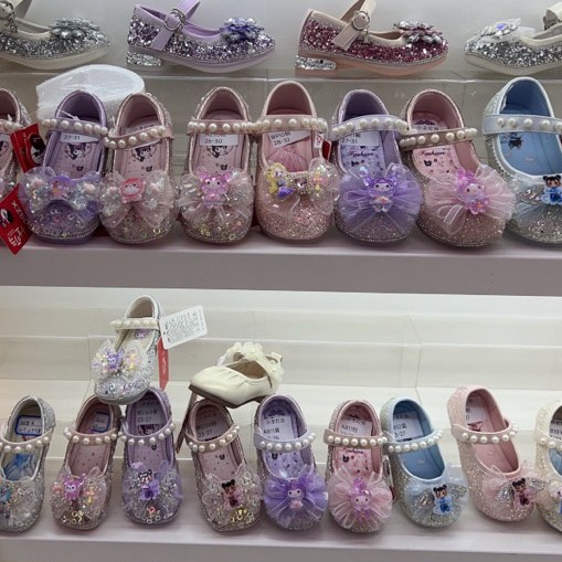 专注0-17岁时尚潮流童鞋严选 请按主播提示编码下单