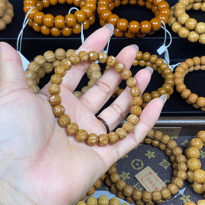 猴头核桃手串猴头