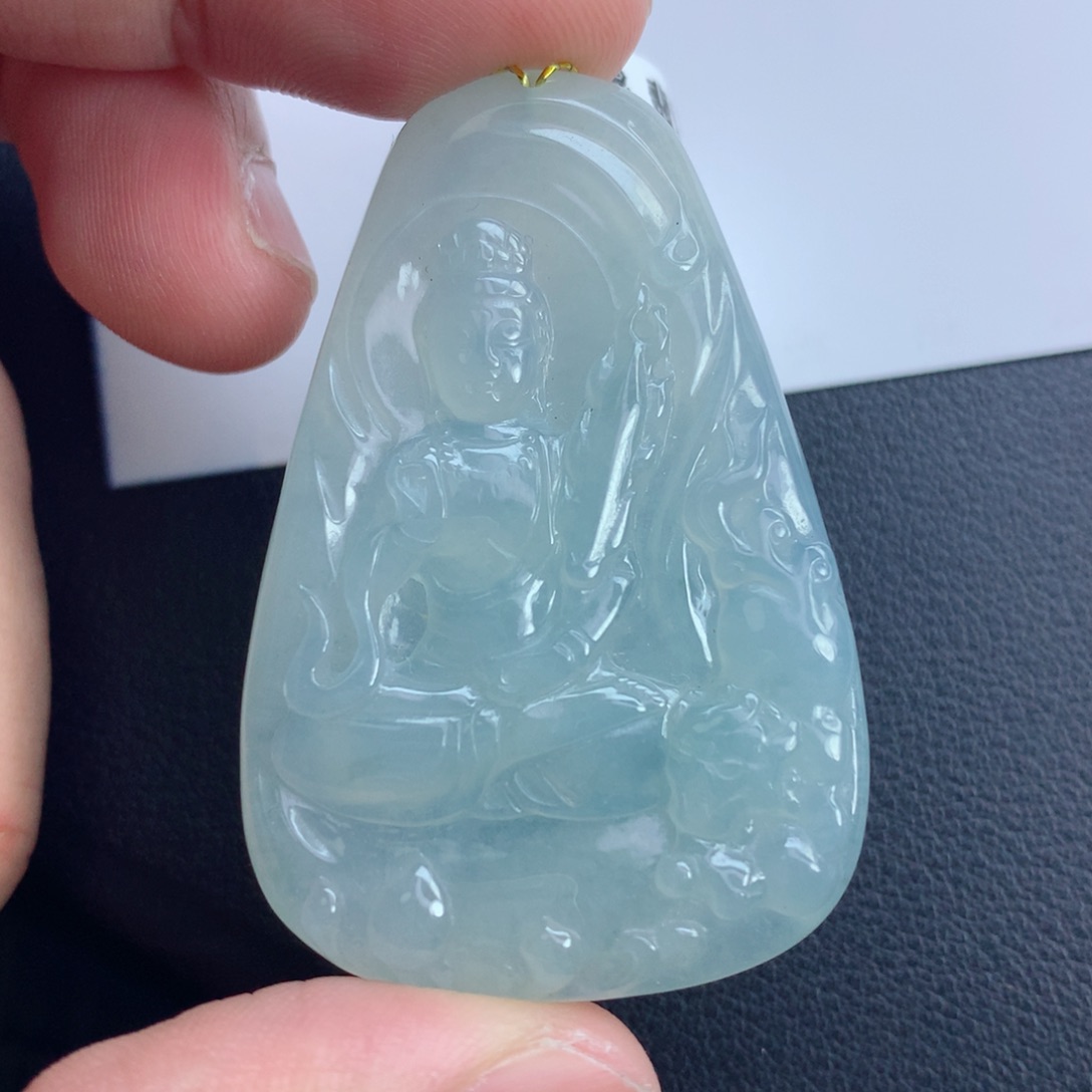 翡翠颈饰未镶嵌文殊
