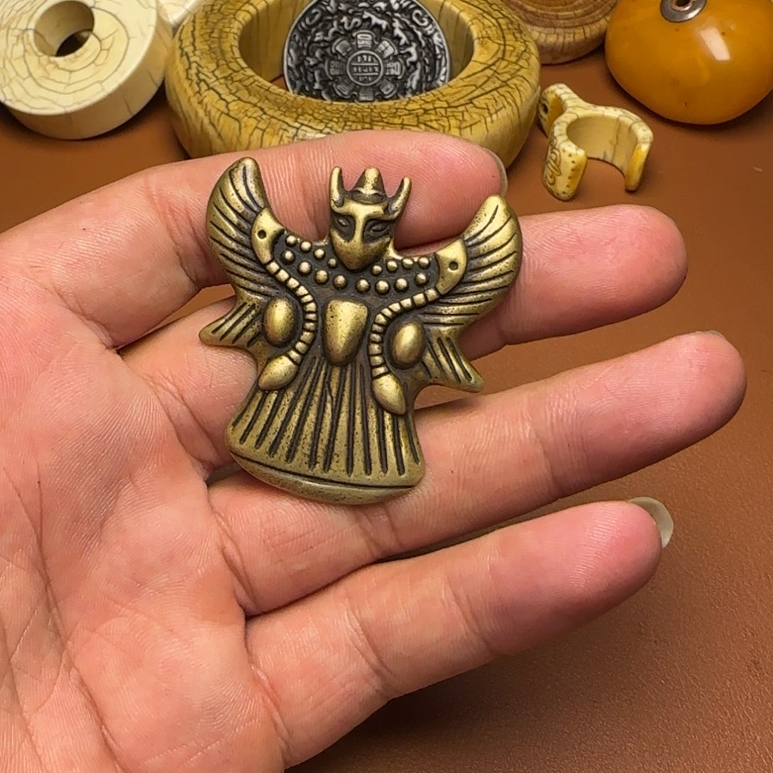 余***心泥塑dbcjvkhjgjgjgj