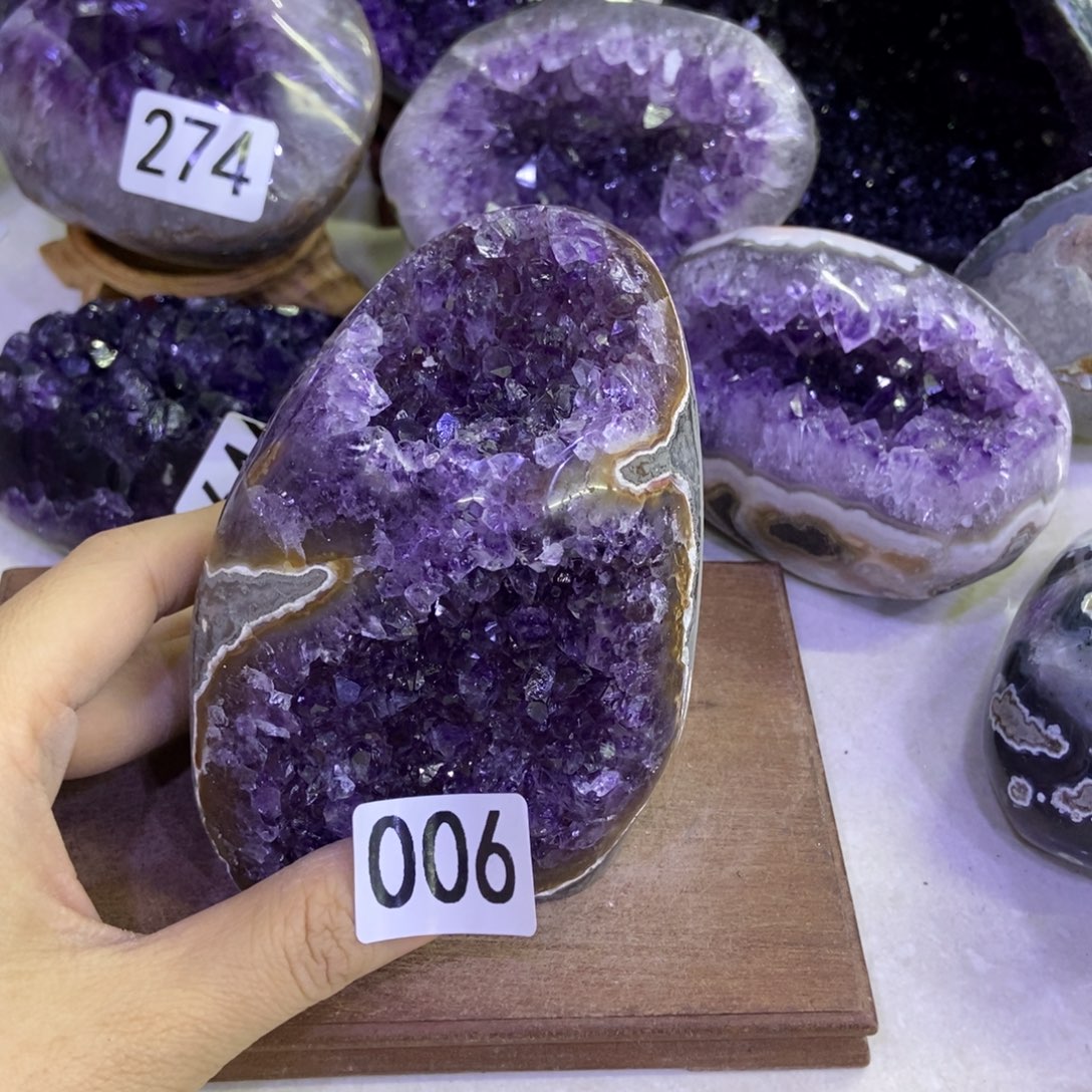 紫晶大型摆件（非配饰）未镶嵌