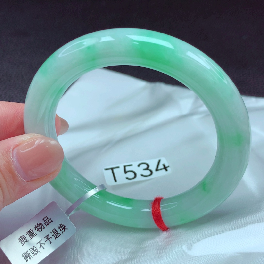 翡翠手镯未镶嵌手镯88