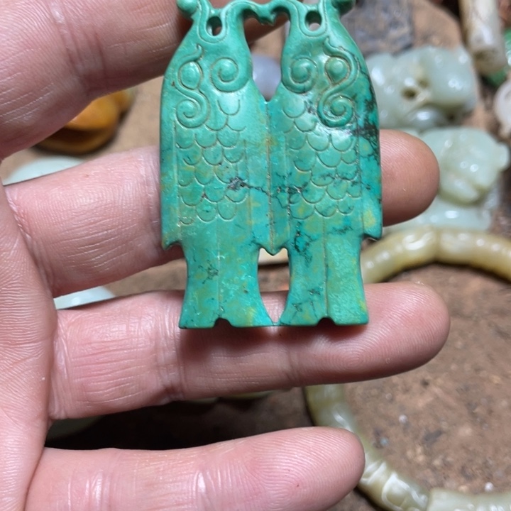 和田玉（糖玉）未镶嵌颈饰