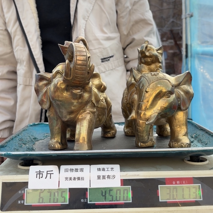 887 铜器物品理性消费