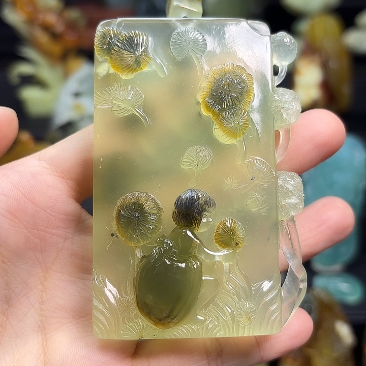 未镶嵌蛇纹石玉吊坠(不含链)老*