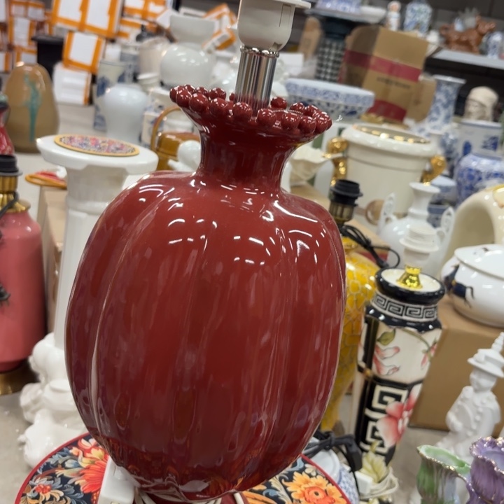 微瑕青花瓷器值得购买