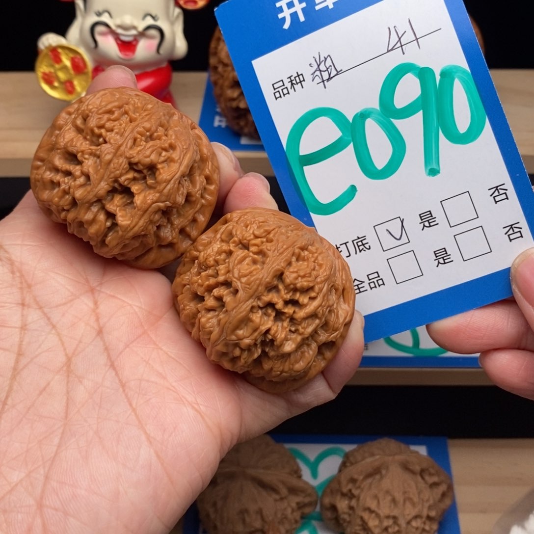 文玩核桃吊坠渔*粗筋核桃