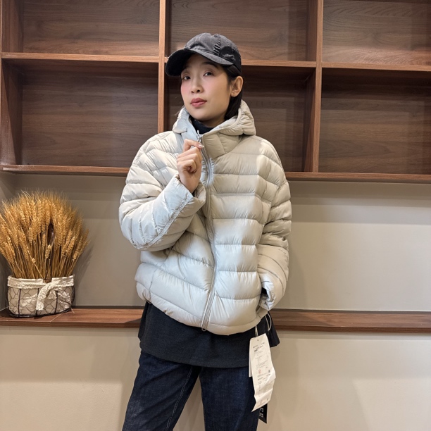 遇见韩版冬季白鸭绒排骨连帽轻薄短款保暖宽松休闲外套女三色