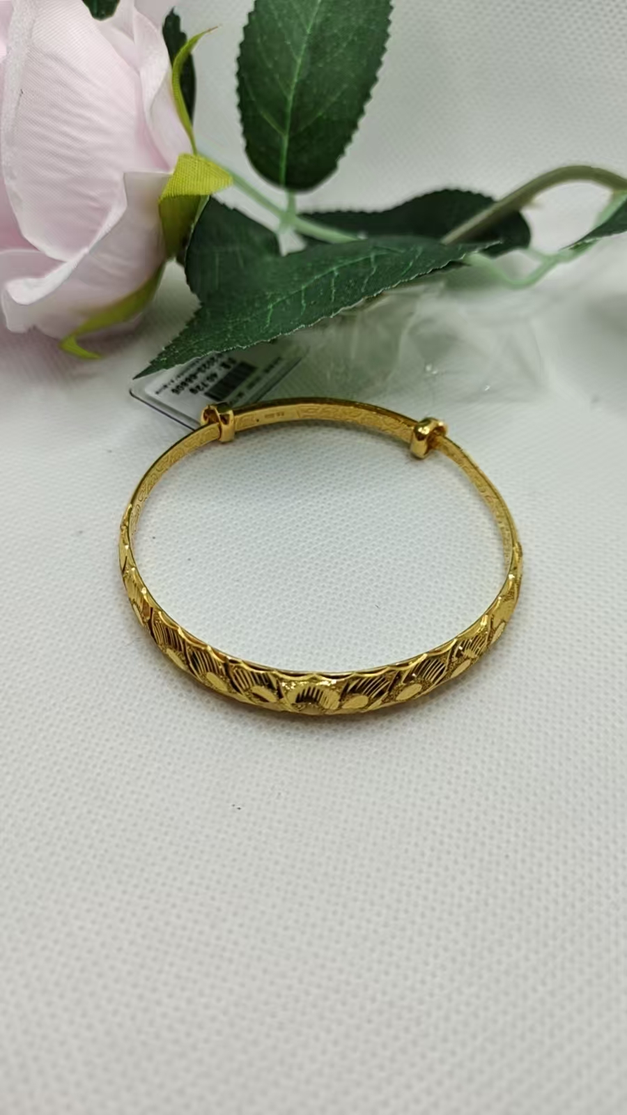 红飞珠宝足金手镯